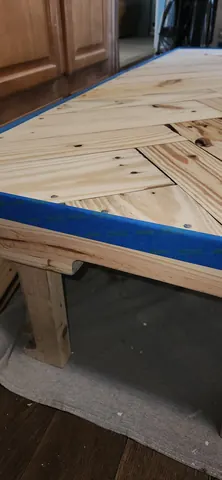Building sturdy wooden legs and base frame for coffee table